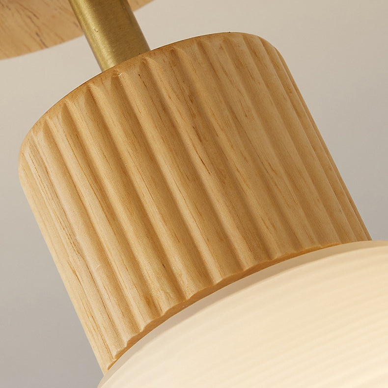 Træ‑Glas Loftlampe med Kompakt Semi‑Flush Form og Stabil Indendørs Placering