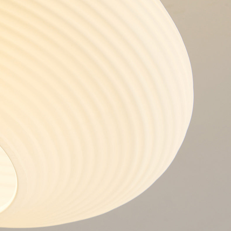 Træ‑Glas Loftlampe med Kompakt Semi‑Flush Form og Stabil Indendørs Placering