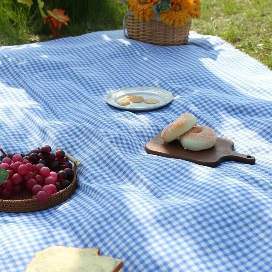 Let Udendørs Ternet Picnicmåtte med Hurtigtørrende Polyester og Rejsevenligt Design