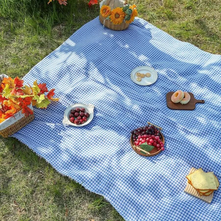 Let Udendørs Ternet Picnicmåtte med Hurtigtørrende Polyester og Rejsevenligt Design