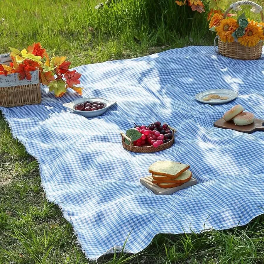 Let Udendørs Ternet Picnicmåtte med Hurtigtørrende Polyester og Rejsevenligt Design