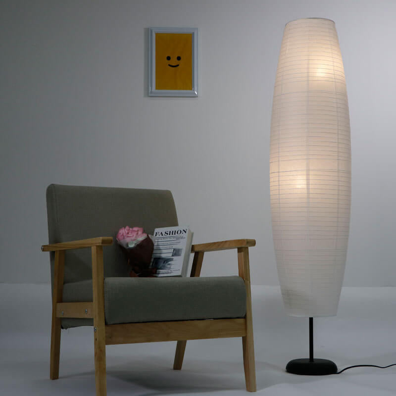 Nordisk Rispapir Søjlelampe med Massiv Træbase og Blødt Ambientelys