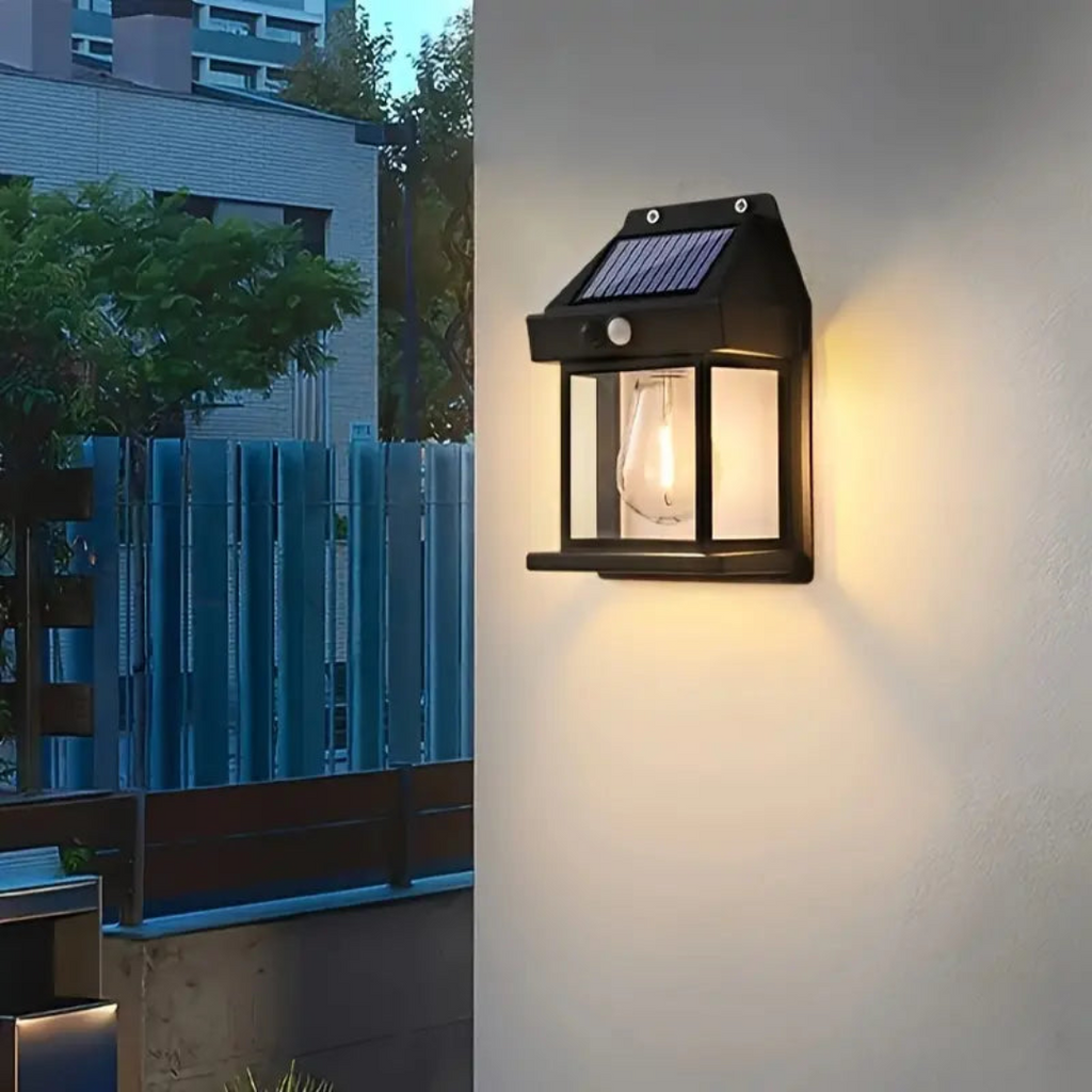 Solcellelampe med Svensk Design og Automatisk Sensorstyring