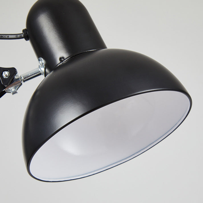Jern‑Abs Bordlampe med Minimalistisk Form og Stabil Indendørs Placering