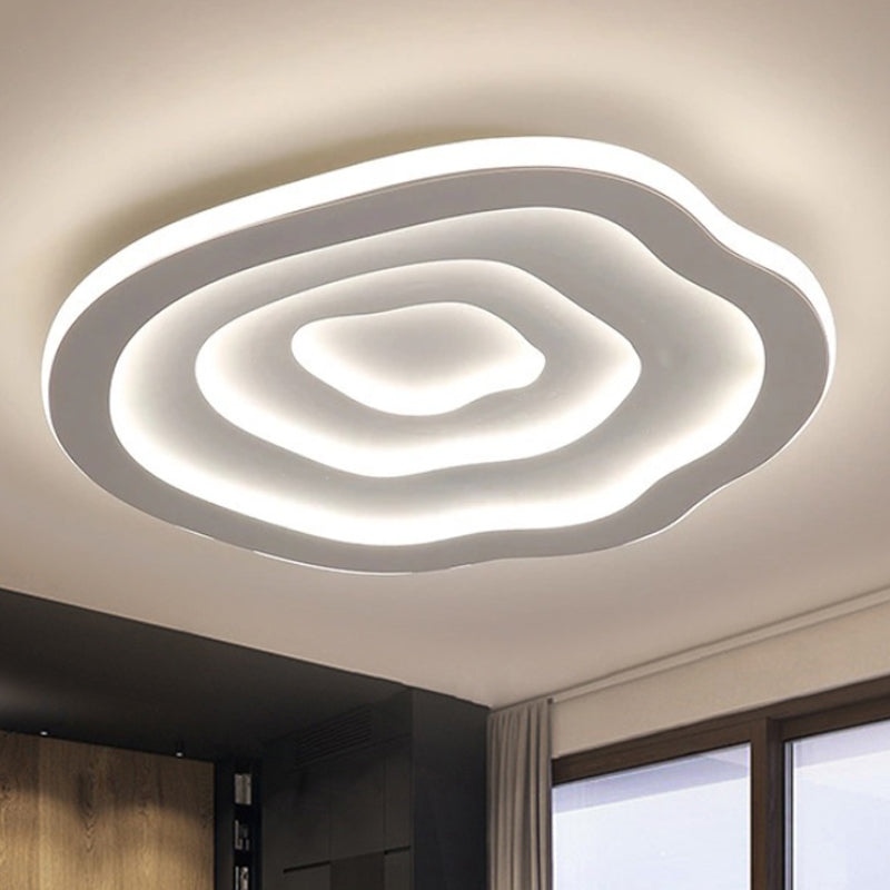 Loftlampe Med Bølgeformet Design Og Integreret LED-Belysning
