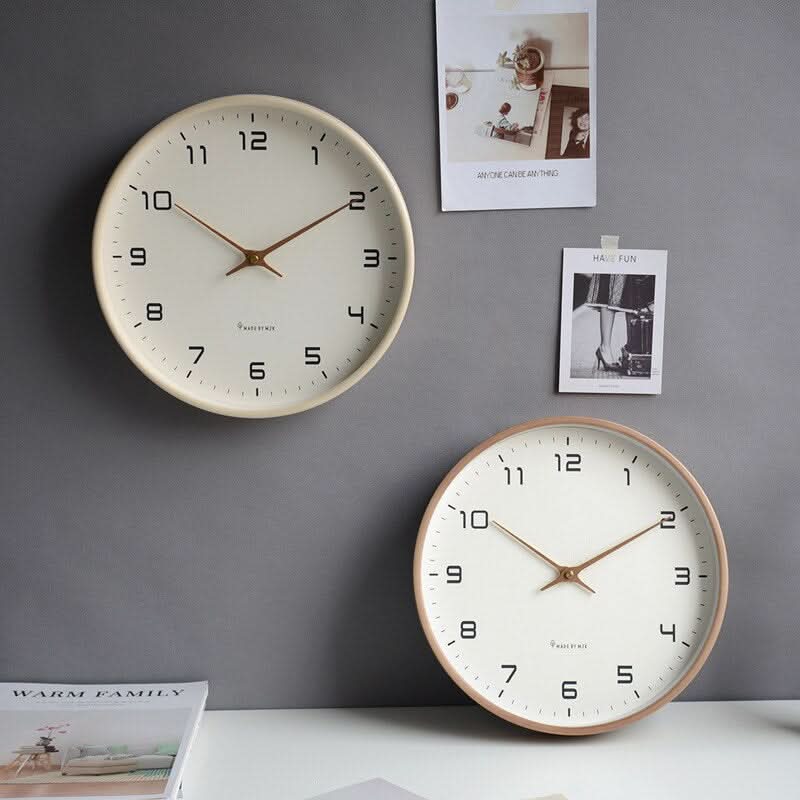 Minimalistisk Vægur i Skandinavisk Stil for Rolig og Moderne Indretning
