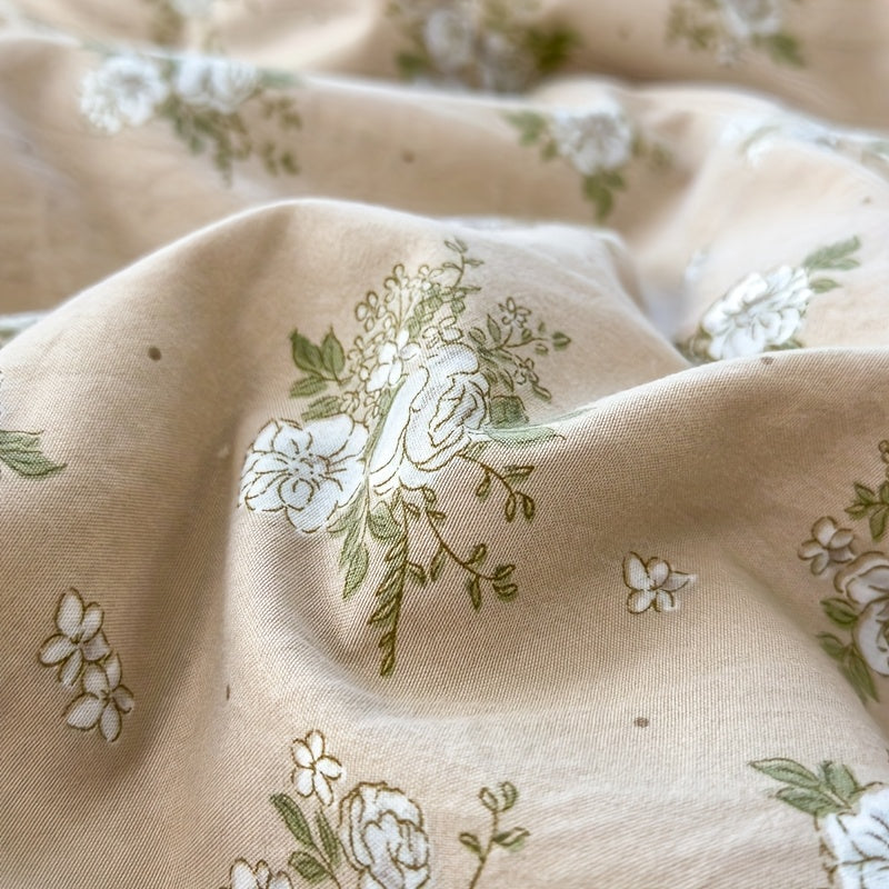 Sommerdyne i Polyester med Åndbar Komfort og Elegant Blomstermønster