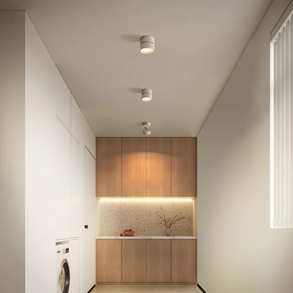 Moderne LED Loftlys Med Justerbart Hoved Til Fleksibel Belysning
