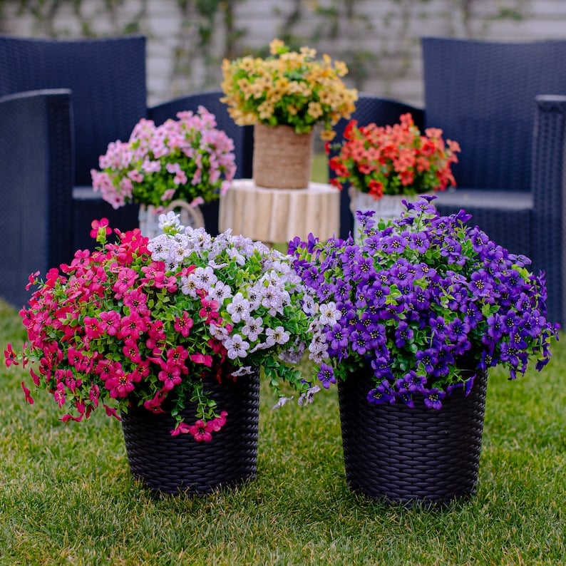 Naturtro Kunstblomster Med UV‑Resistent Struktur Til Helårs Dekoration Inde Og Ude