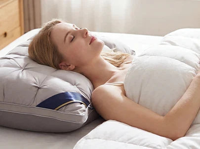 Ergonomisk Nakkepude med Cool‑Touch Overflade og Formbevarende Struktur