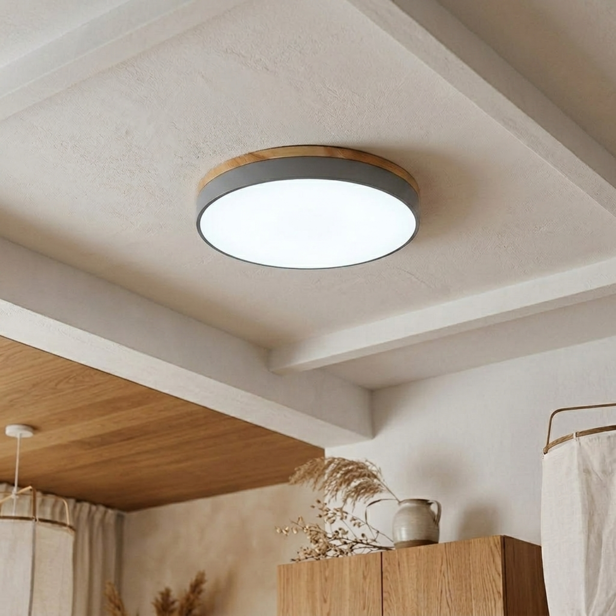 Flad Rund Loftlampe med Direkte Montering og Tre Lysfarver
