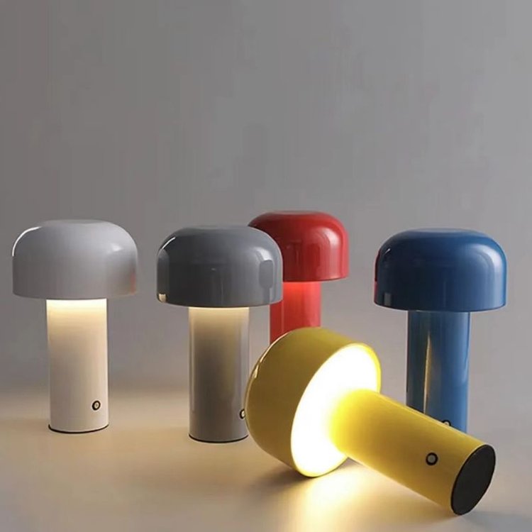 Bærbar Bordlampe i Moderne Design med Blødt LED‑Lys