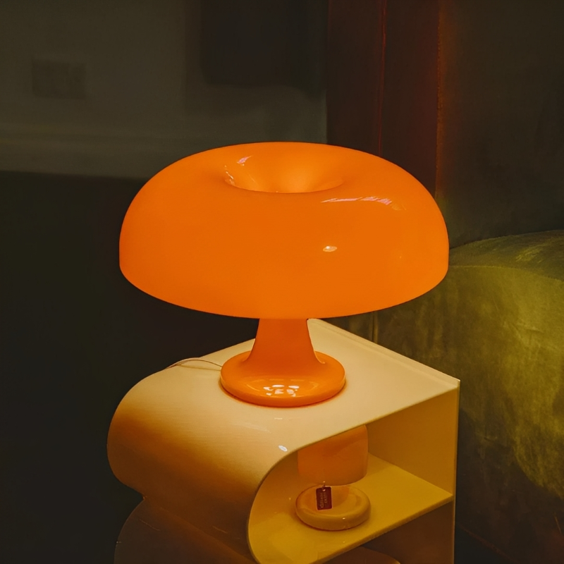 Retro Bordlampe Med Svampeform Og Justerbar LED-Belysning