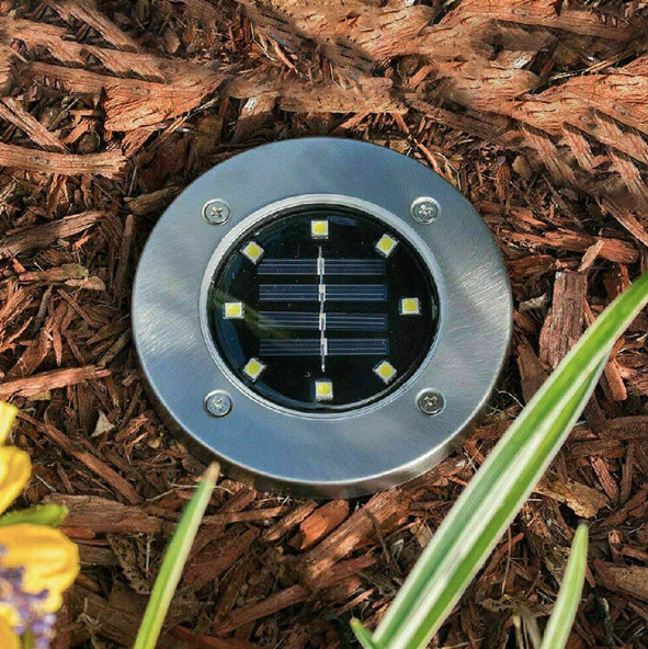 Solardrevet Udendørs Havelampe med Automatisk Tænding og IP65 Beskyttelse