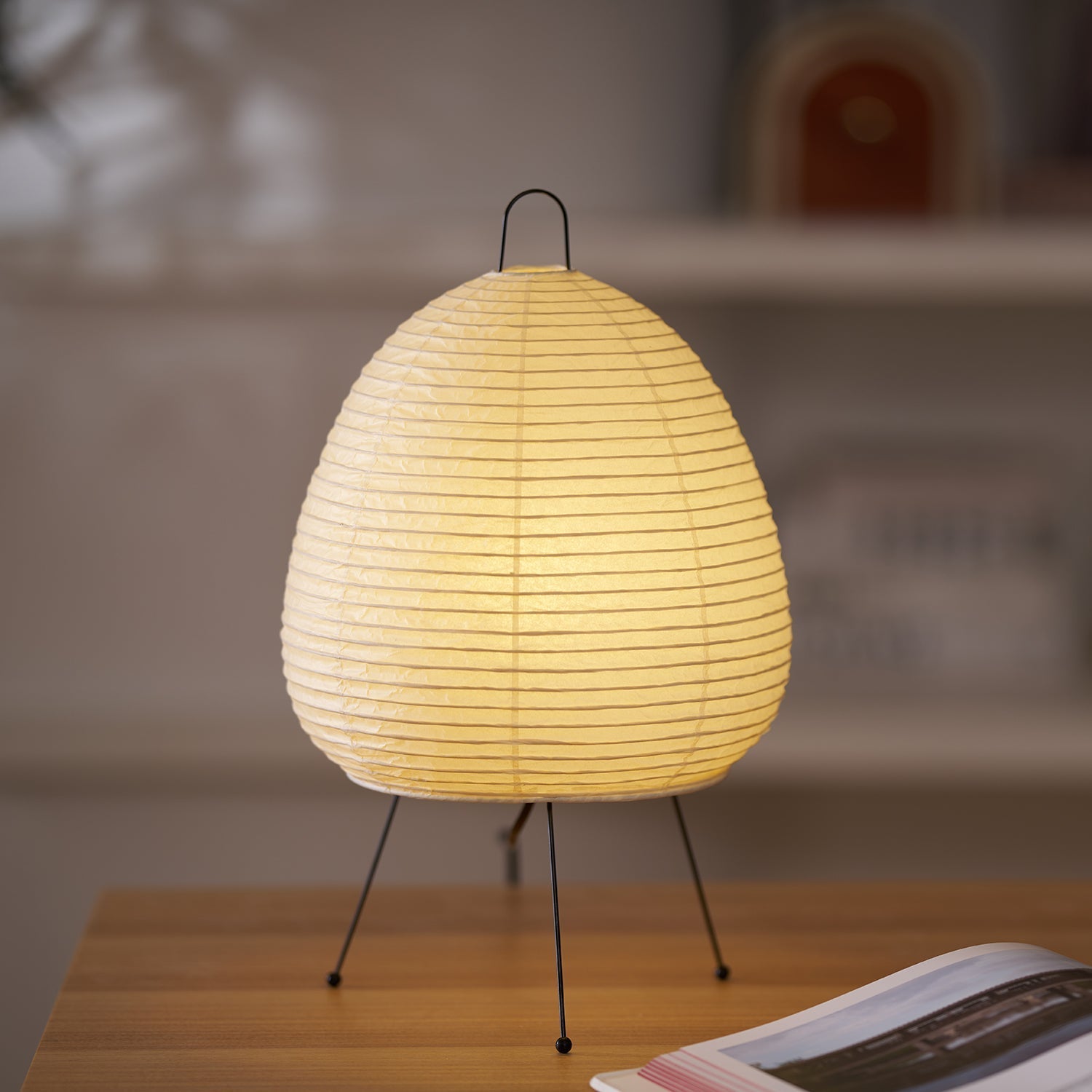 Stående LED Lampe Med Originalt Design Og Blødt Lys