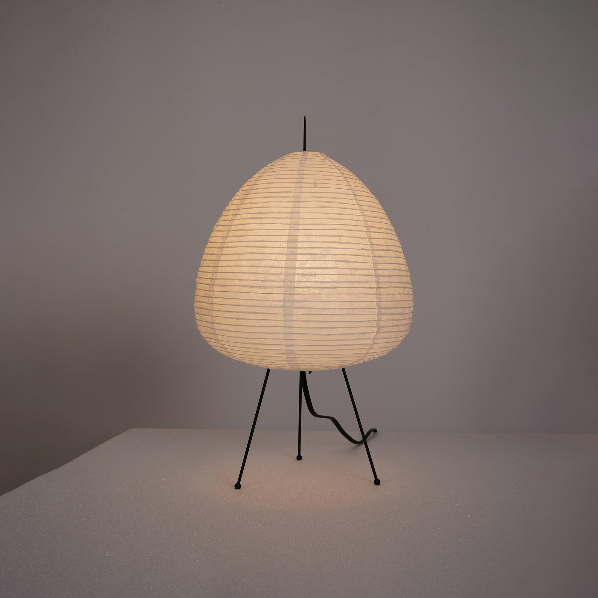 Stående LED Lampe Med Originalt Design Og Blødt Lys