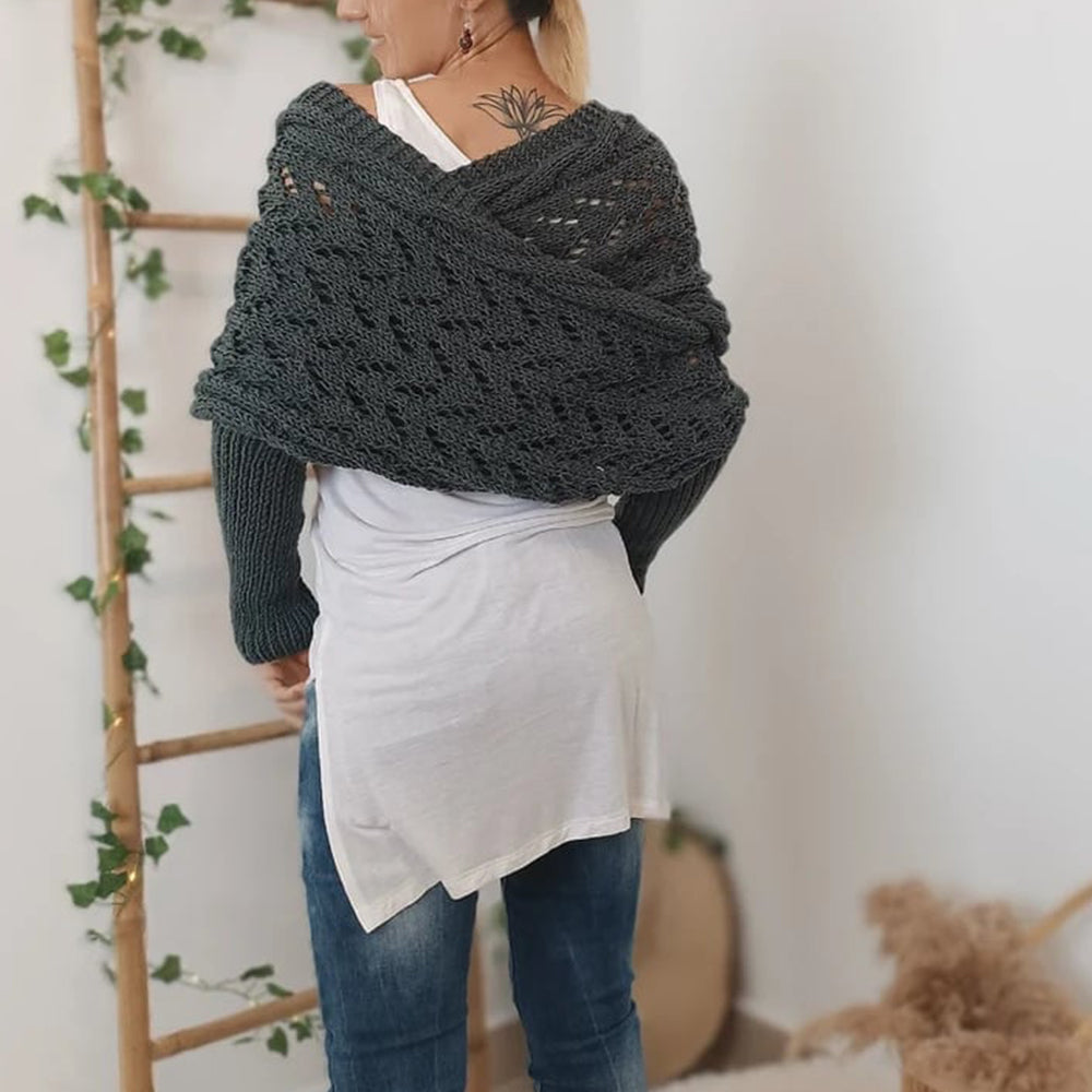 Strikket Skuldersjal Med Ærmer Til Komfort Og Elegant Styling