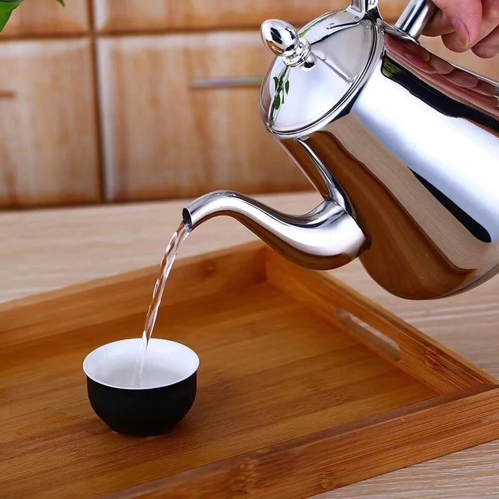 Induktionskedel Med Hurtig Kogning Og Indbygget Filter Til Renere Vand
