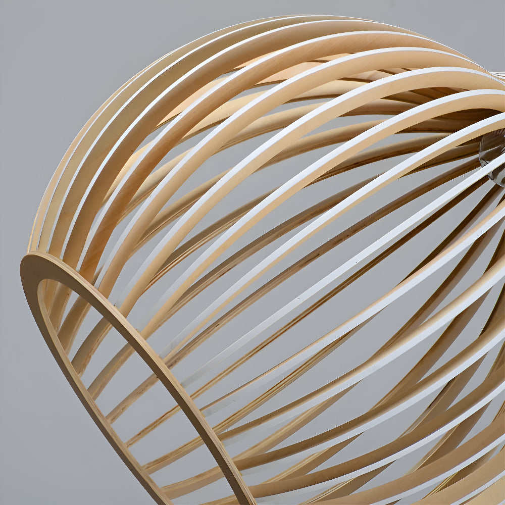 Træ Pendellampe Med Nordisk Design Og Stemningsfuld LED-Belysning