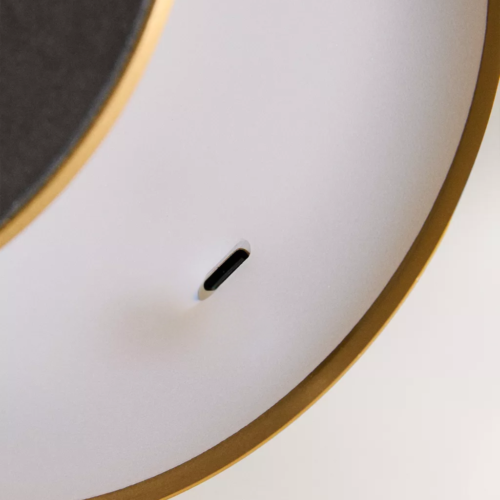 Genopladelig Bordlampe med Touchstyring og Stabil Indendørs Lysfunktion