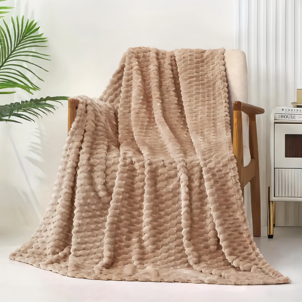Tykt Fleeceplaid I Geometrisk Design Til Varm Hyggelig Komfort