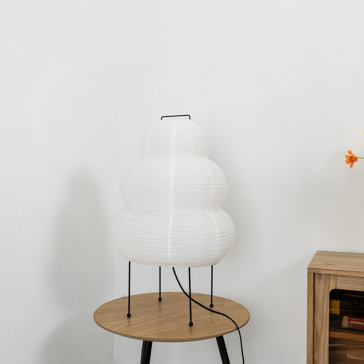Stående LED Lampe Med Originalt Design Og Blødt Lys
