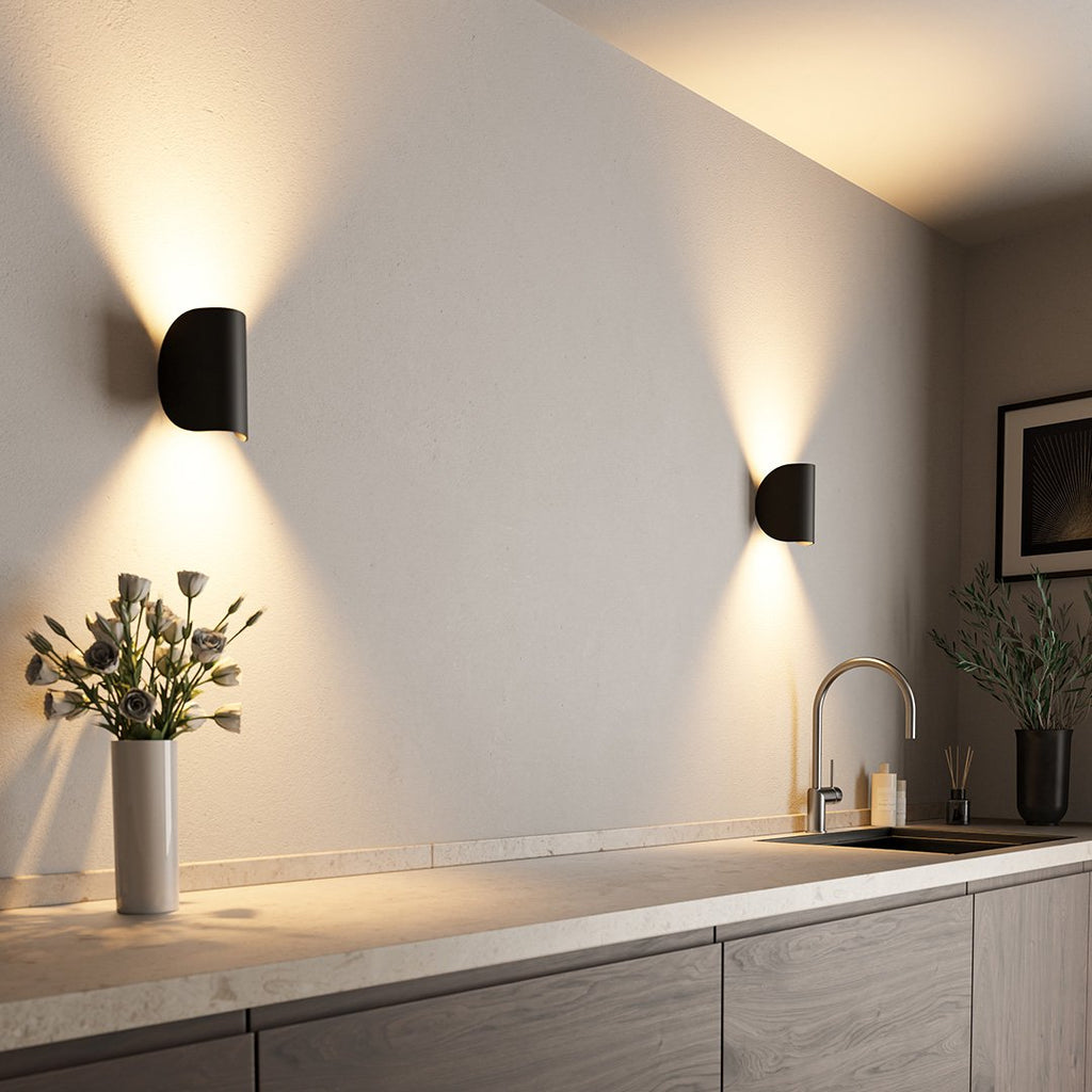 Drejbar LED‑væglampe i Skandinavisk Design