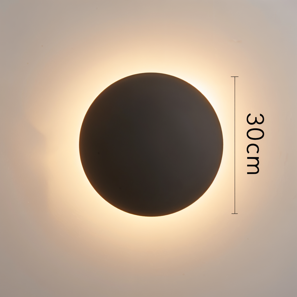 Måneformet Væglampe I Metal Til Blød Harmonisk Belysning