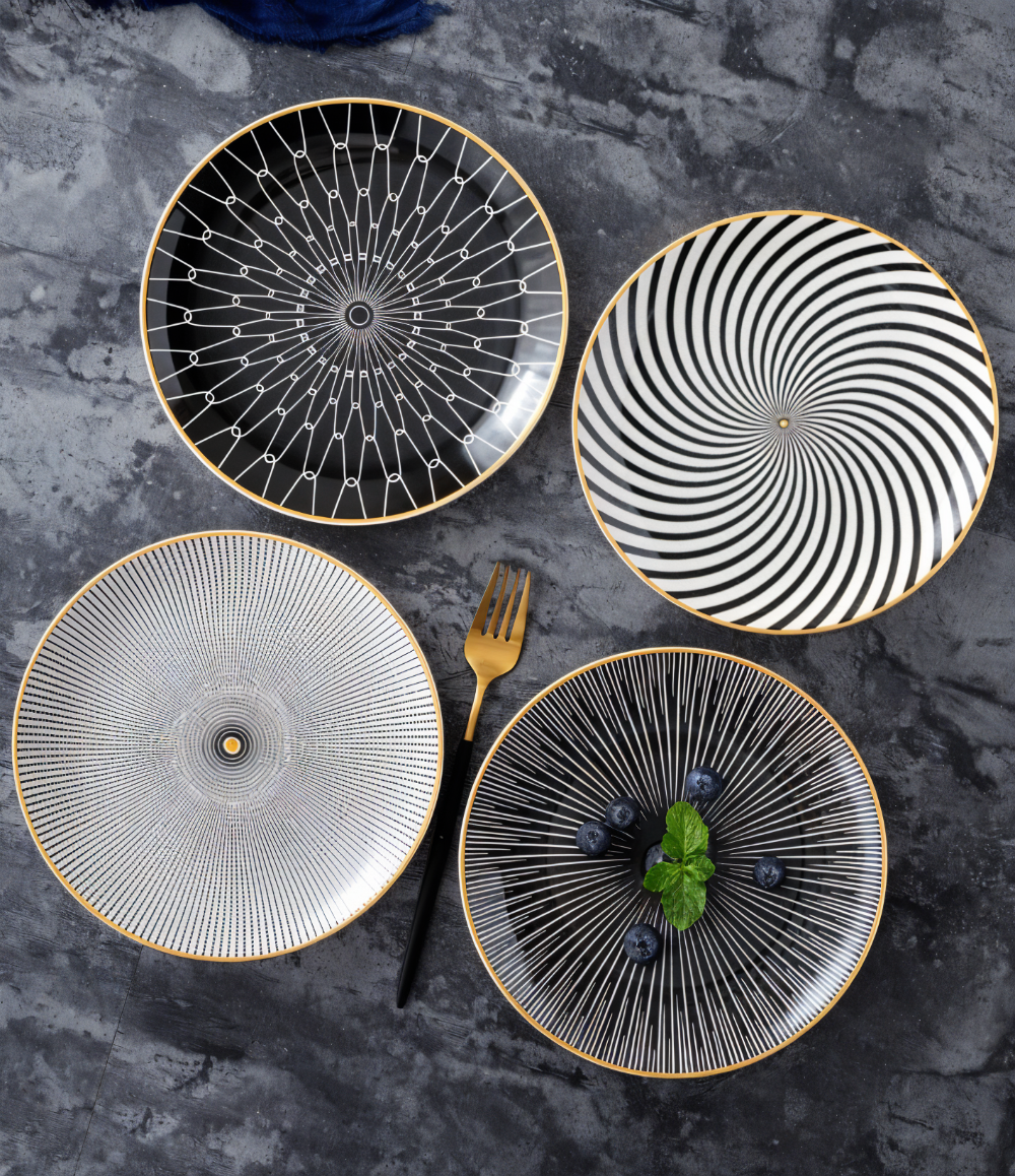 Porcelænstallerken Med Geometrisk Mønster Og Moderne Design