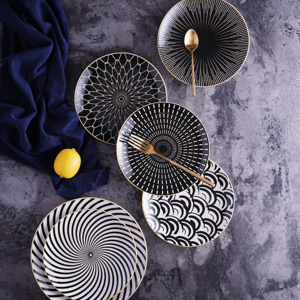 Porcelænstallerken Med Geometrisk Mønster Og Moderne Design