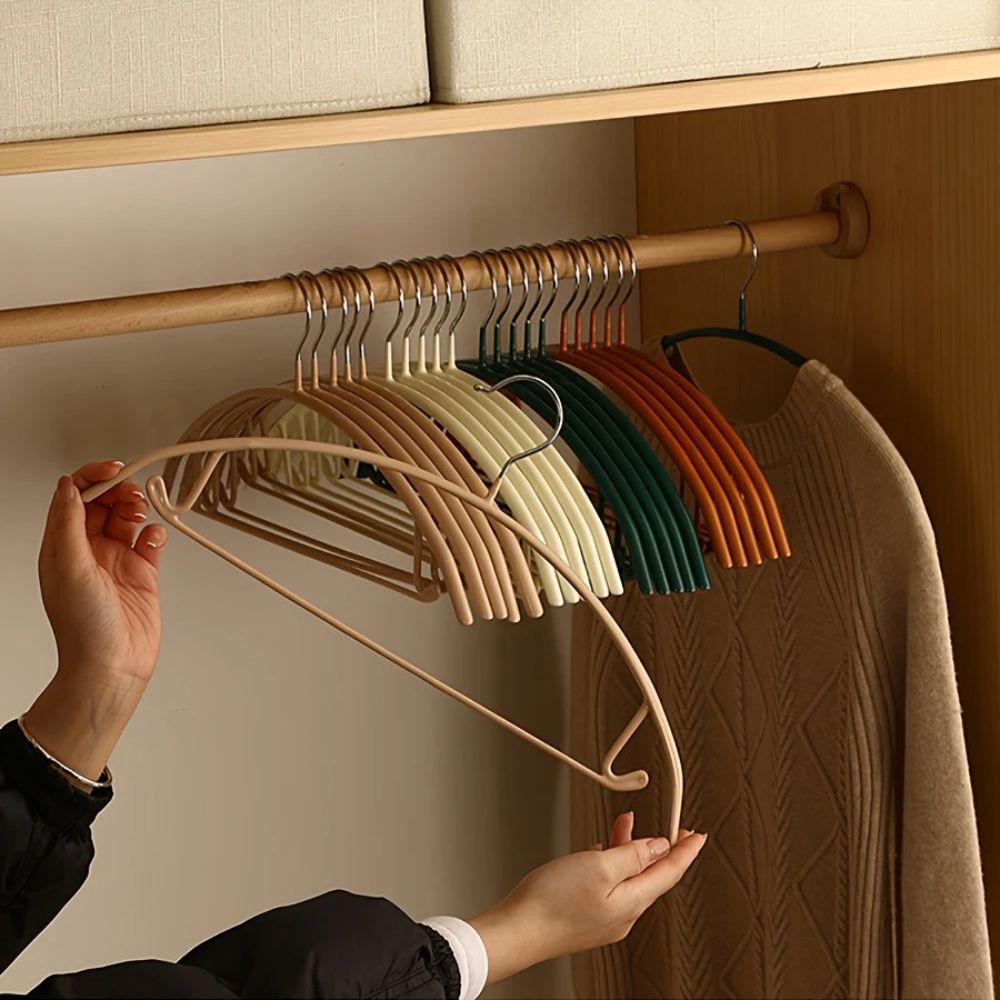 Kjolebøjle Metal Soft Touch Med Ergonomisk Form Og Pladsbesparende Profil
