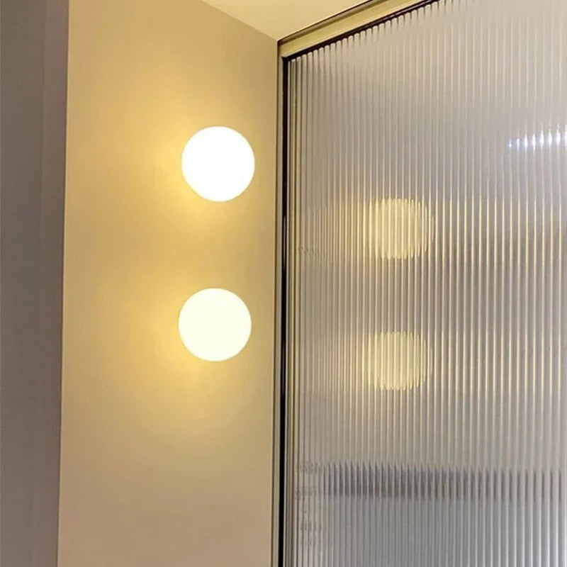 Globa Loftslampe Med Rund Glasskærm Og Blød Moderne Indendørs Belysning