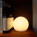 Farverig Led Kuglelampe Med Fjernbetjening Og Usb Genopladning