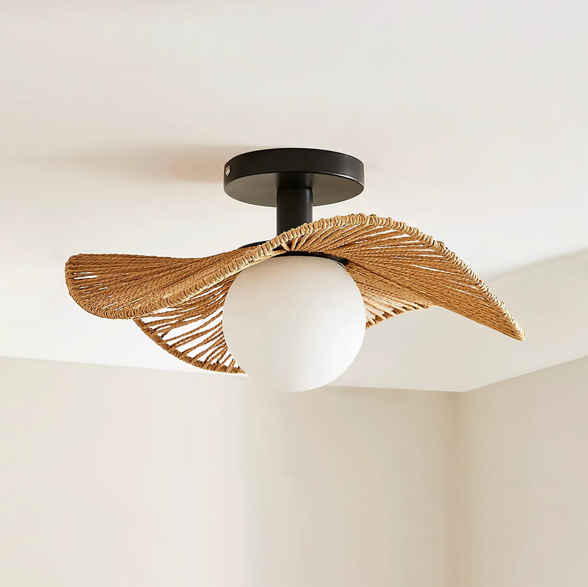 Loftlampe med Hampereb, Glas og Metal for Naturlig og Moderne Indendørs Belysning