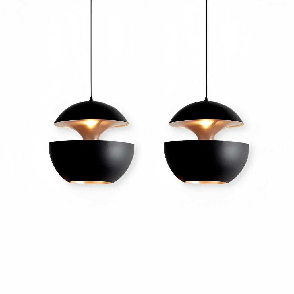 Pendellampe I Æbledesign Med Moderne Form Og Stemningsfuld Belysning