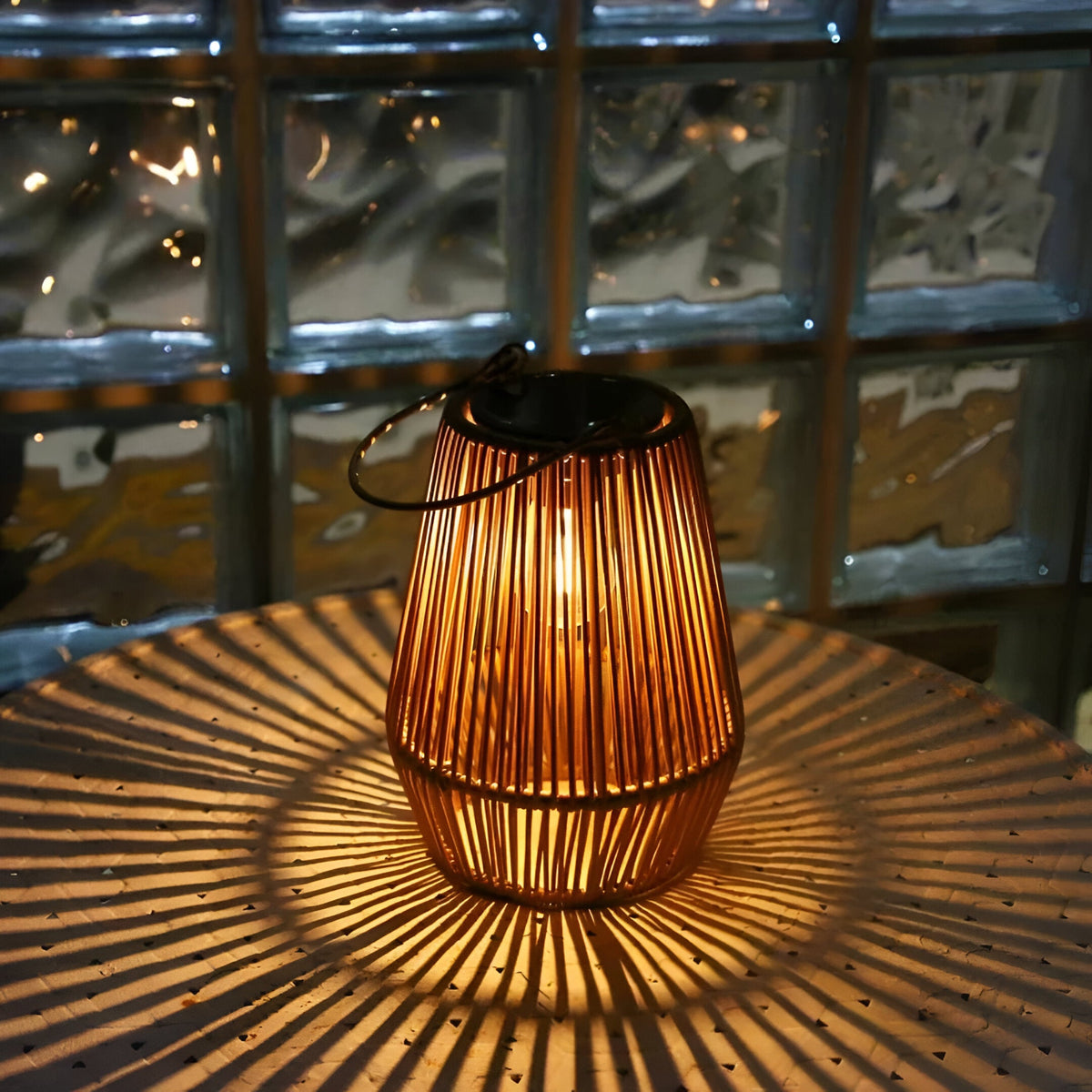 Solar Lanterne Med Flettet Rattandesign Til Have, Terrasse Og Altan