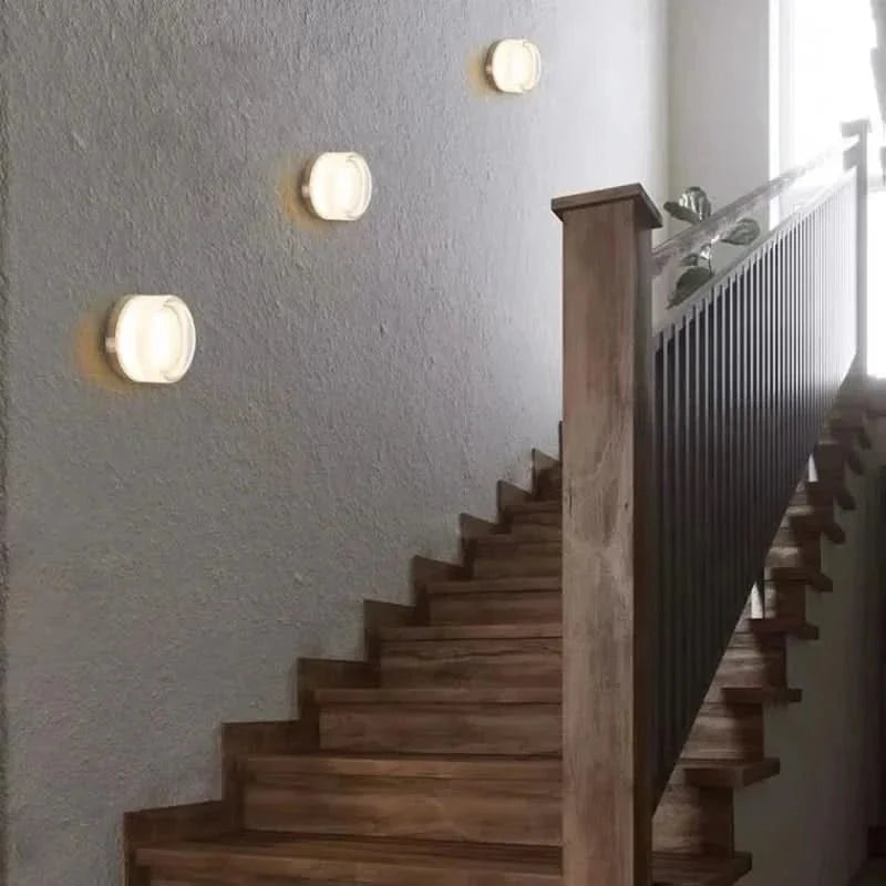 Dæmpbar LED Væglampe i Moderne Aluminium til Fleksibel Belysning