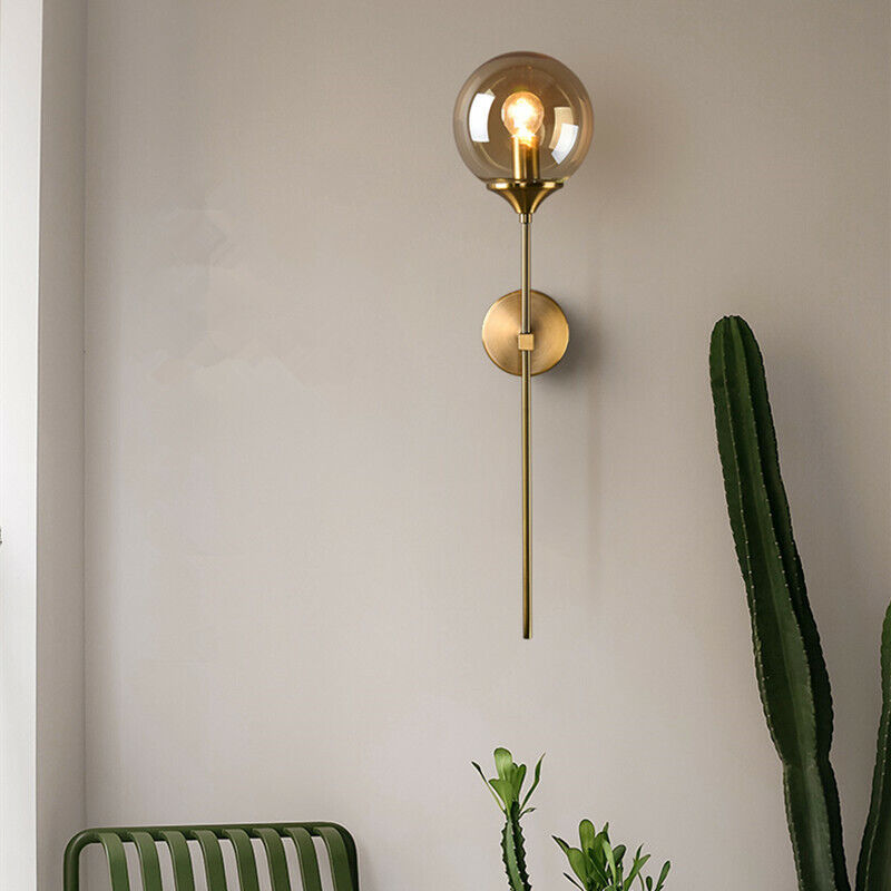 Moderne Glaskugle Væglampe Med Metal Og Ambient Led Lys