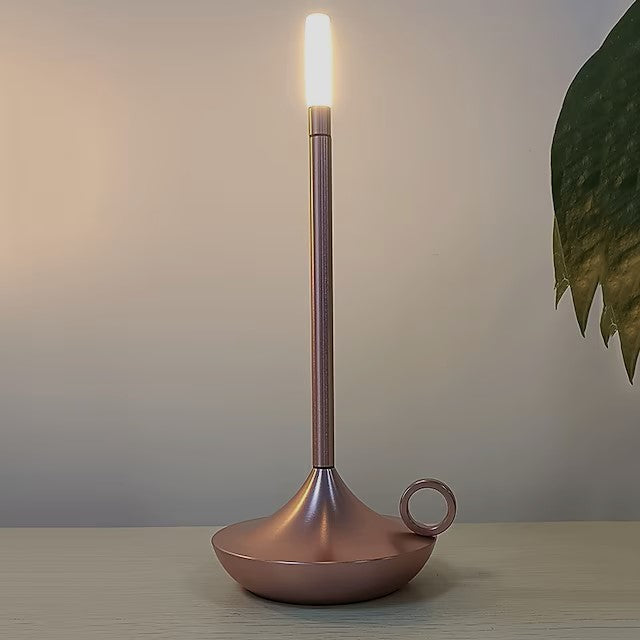 Genopladelig LED-Bordlampe i Aluminium med 3 Lysstyrker