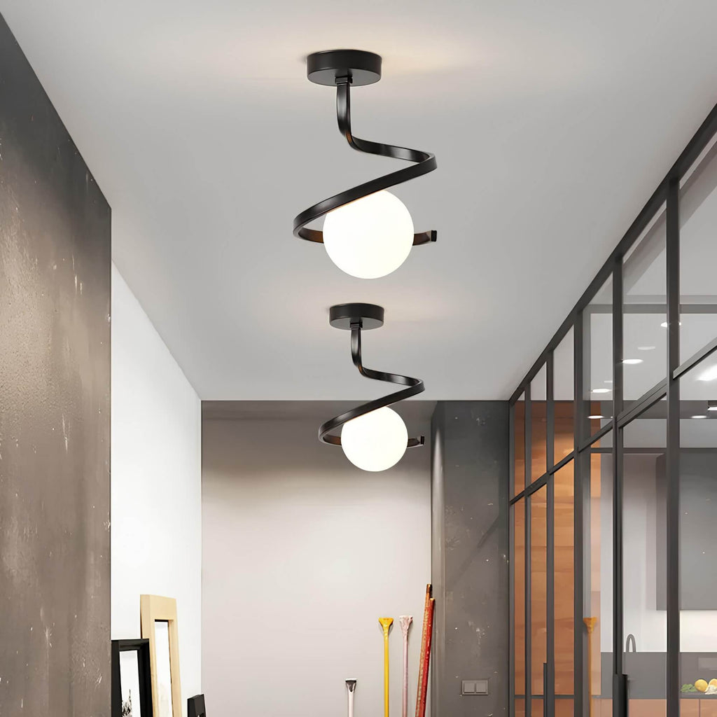Loftlampe med Spiralform og Mat Glaskuppel