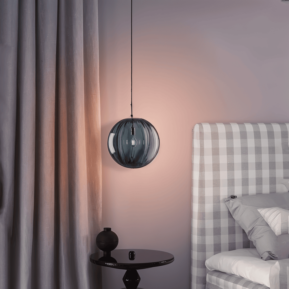 Nordisk Loftlampe Med Glasskærm Til Blød Harmonisk Belysning