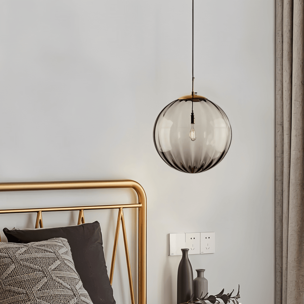 Nordisk Loftlampe Med Glasskærm Til Blød Harmonisk Belysning