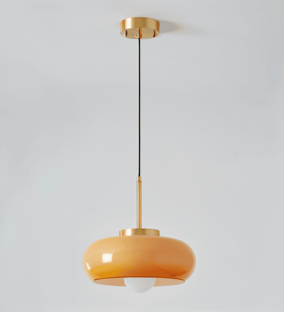 Retro Glas Pendellampe Med Kobberdetaljer Til Blød Elegant Belysning