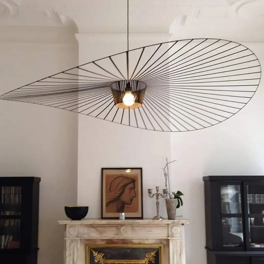 LED Pendellampe Med Svævende Design Og Moderne Silhuet