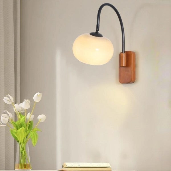 Roterbar Glaskugle Væglampe Med Led Og E27 Sokkel
