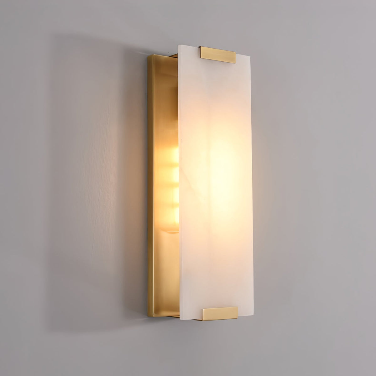 Alabaster Væglampe med Metalstruktur for Blød og Elegant Indendørs Belysning