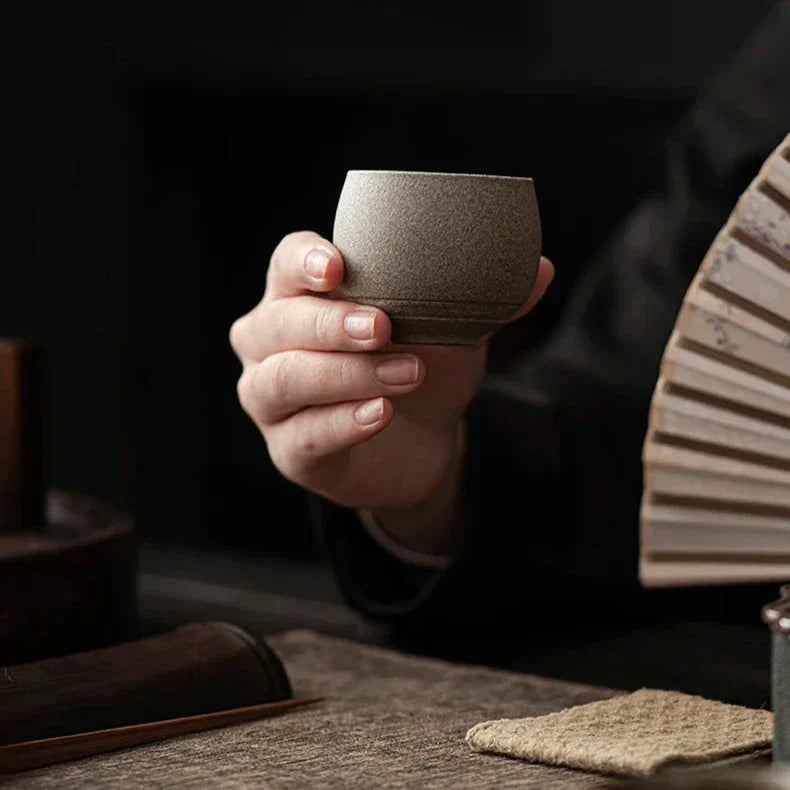 Keramiske Espressokopper Med Haandlavet Struktur Og Varmeholdende Design