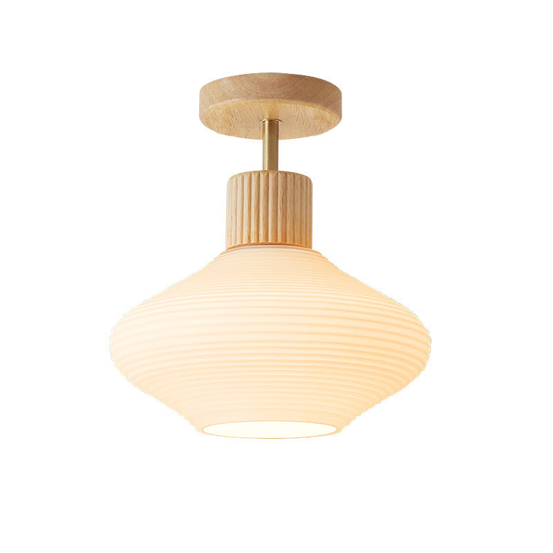 Træ‑Glas Loftlampe med Kompakt Semi‑Flush Form og Stabil Indendørs Placering