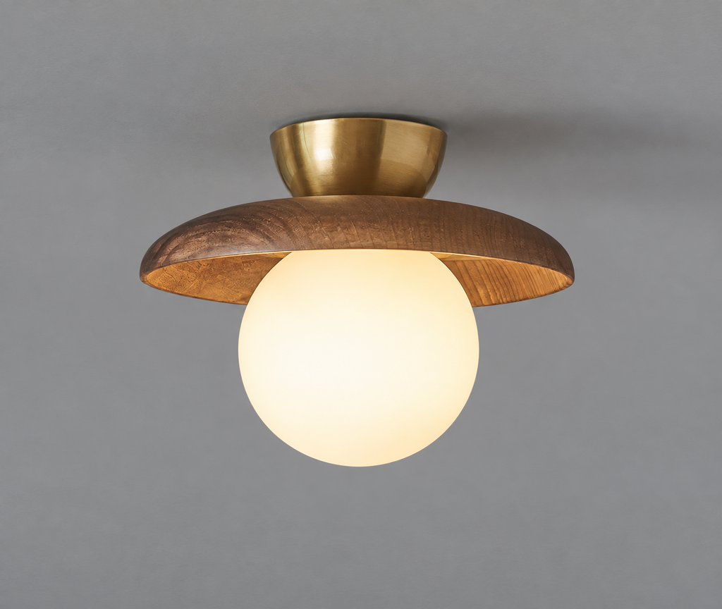 Loftlampe med Træbase og Mat Glas for Blød og Moderne Indendørs Belysning
