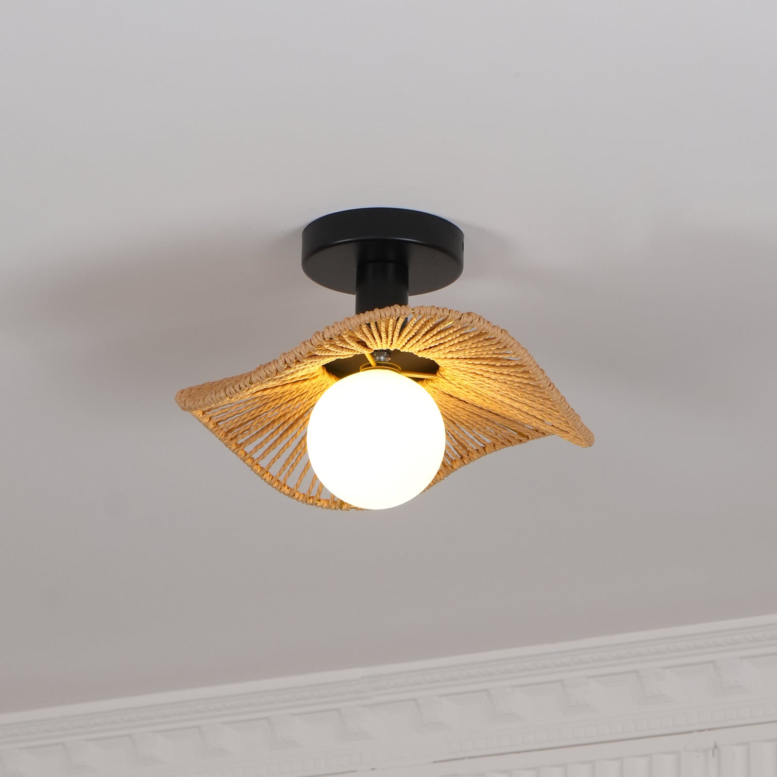 Loftlampe med Hampereb, Glas og Metal for Naturlig og Moderne Indendørs Belysning